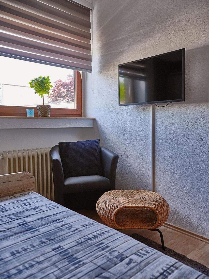 Katarinas House Mit 2 Fewo Stilvoll, Gemuetlich & Zentral Boxspringbett, Parkplatz, Balkon Oder Garten Moers Exterior photo
